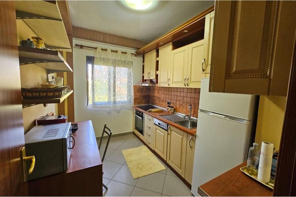 Apartament 1+1 për qira tek Mine Peza
