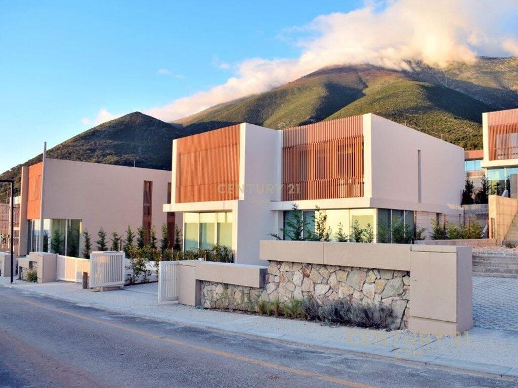FOR SALE APARTMENT 3+1 IN GREEN COAST