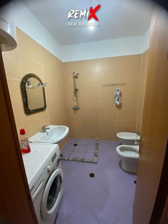APARTAMENT 1+1 PER SHITJE TEK RROTA E KUQE, PLAZH DURRËS