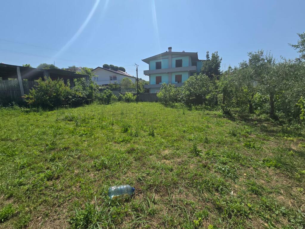 Shitet Karabina + Truall + Tokë në Shkallnur, Durrës