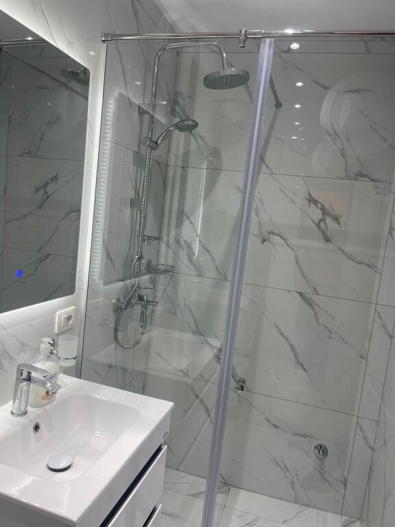 For Rent Apartment 1+1 - Rruga e Kosovareve 🏙️