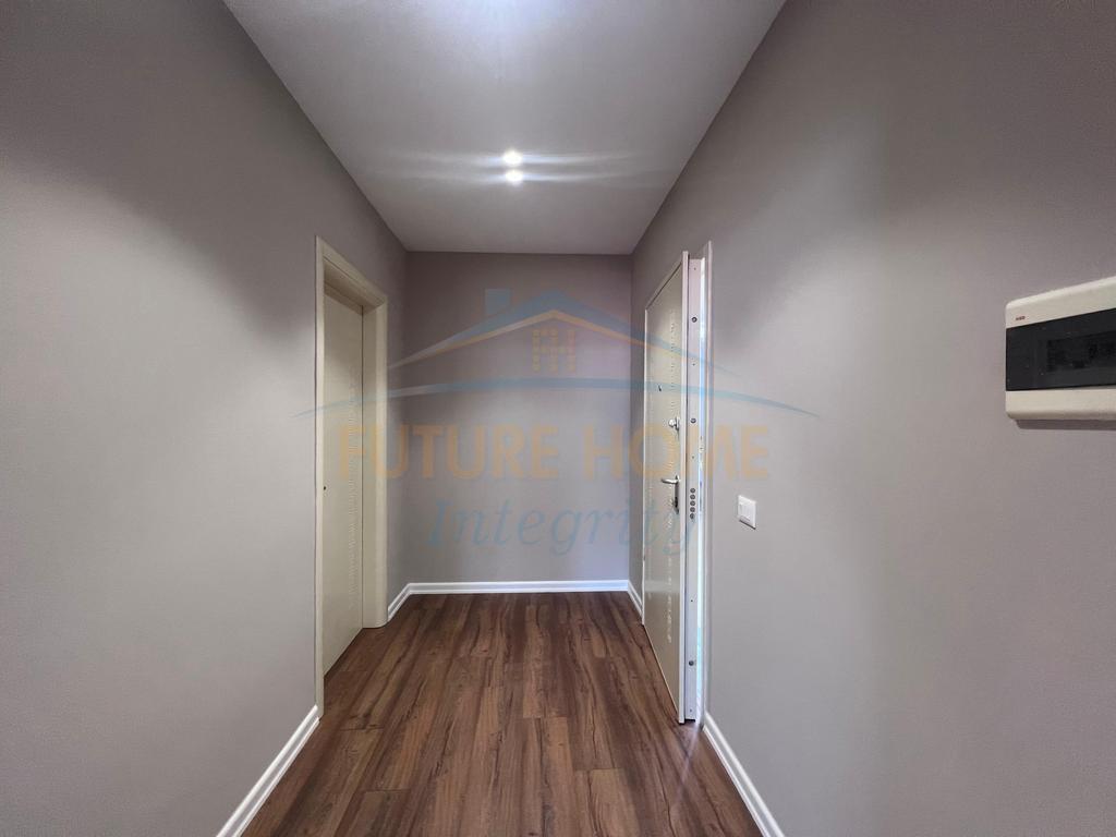 For sale, Apartment 2+1+2, Unaza e Re, Tirana.