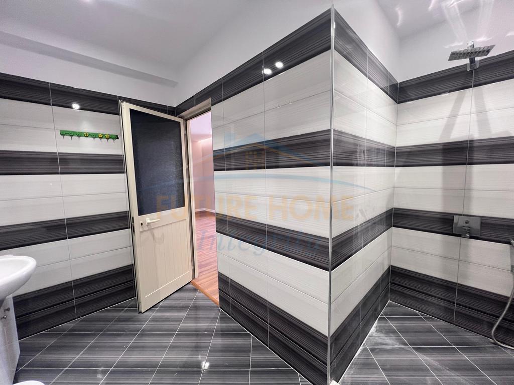 For sale, Apartment 2+1+2, Unaza e Re, Tirana.