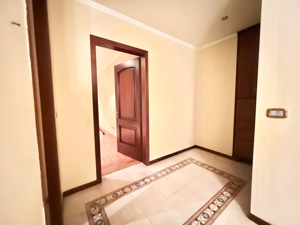 ‼️ Office Space for Rent! 📍Cafe Roma, Bulevardi Bajram Curri ‼️