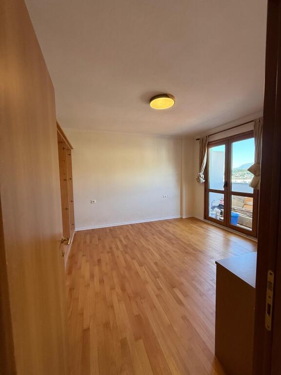 For sale, Apartment 2+1, Kinostudio, Tirana.