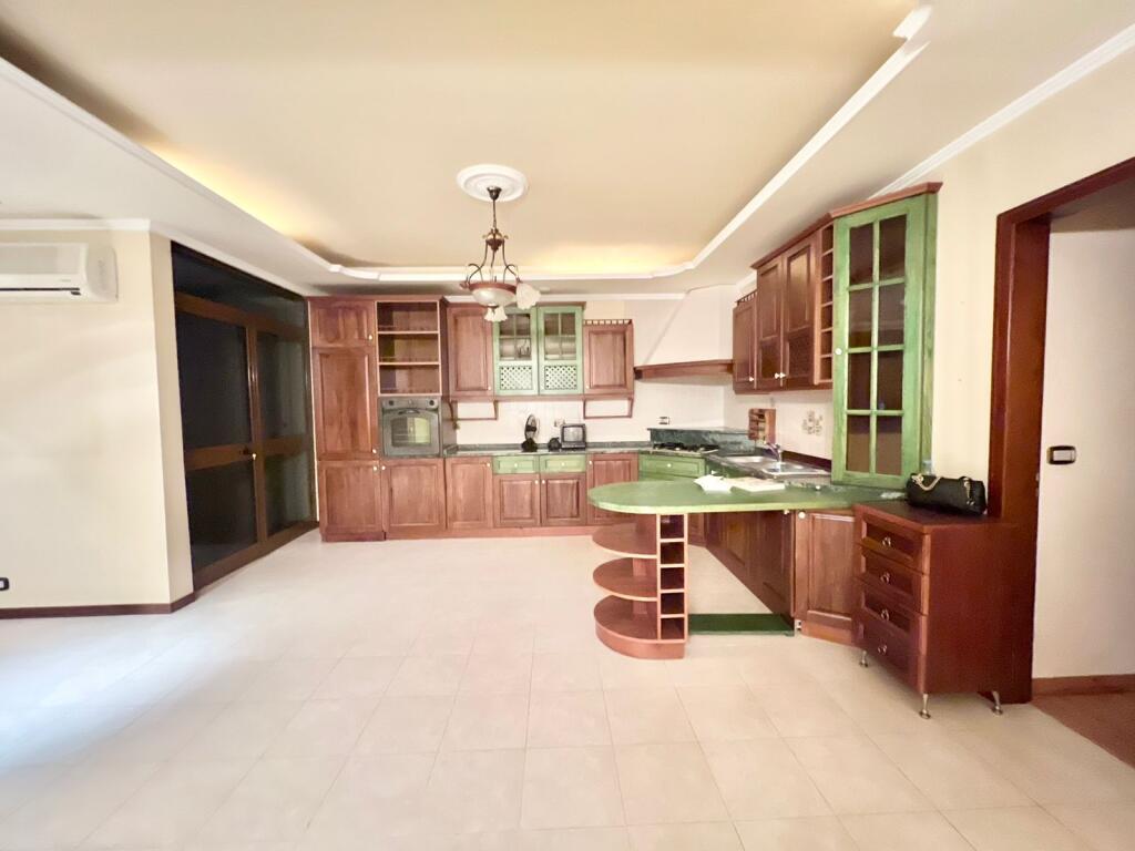 Office Space for Rent at Cafe Roma, Bajram Curri Boulevard!