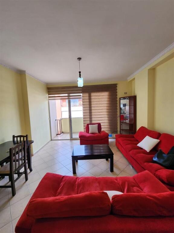 1+1 Apartment Fresk