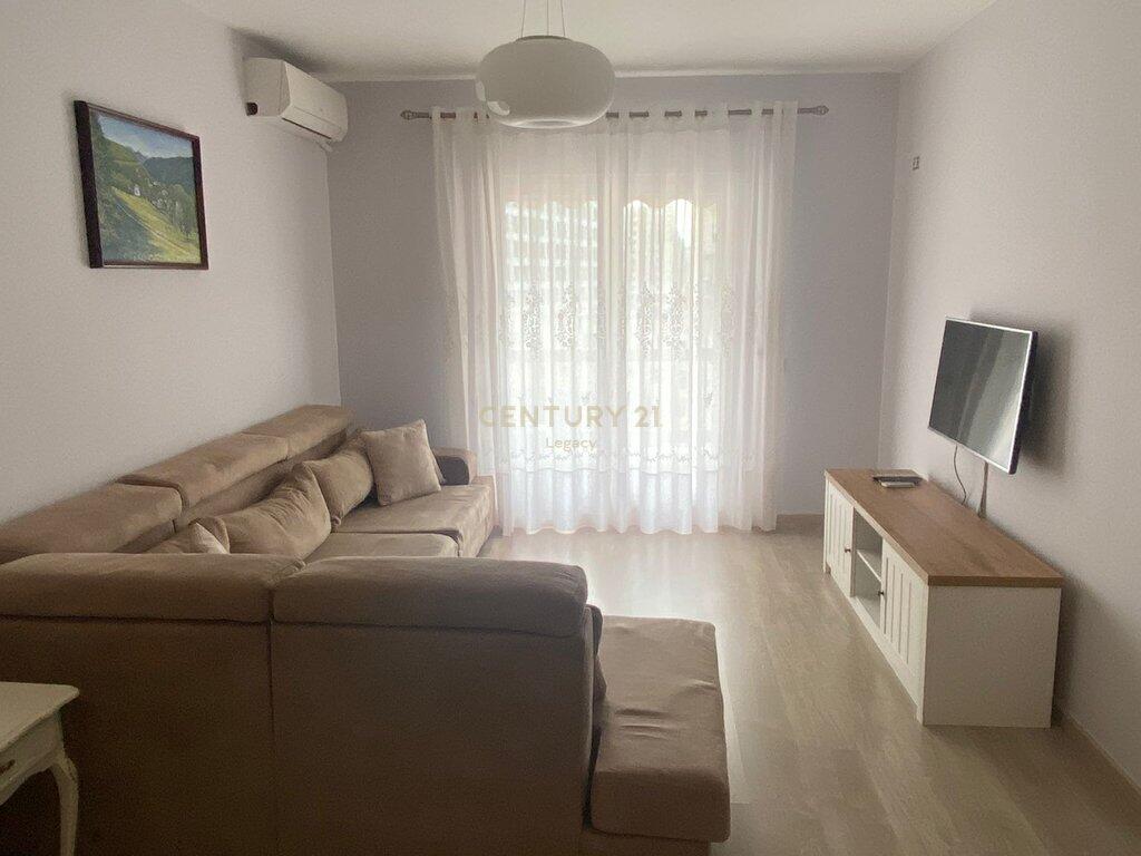 FOR RENT 2+1 APARTMENT AT THE OLD PARK
