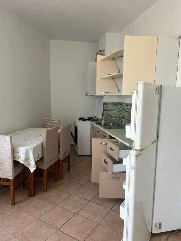 1+1 apartment for rent in Fresk