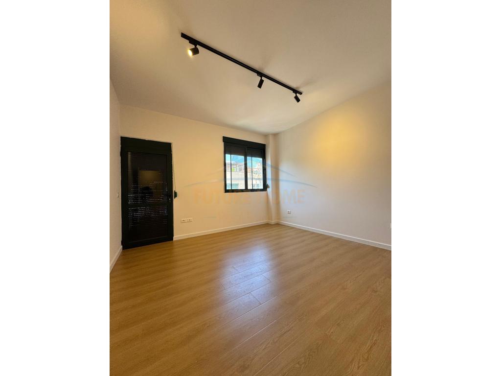 For sale, Apartment 2+1+3, Vollga, Durres