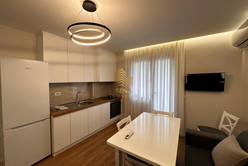 Qira, Apartament 1+1+blk, Farmacia 10, Qiraja