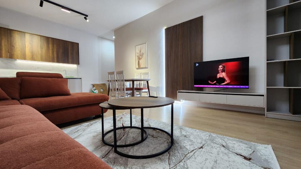 Super 1+1 apartment for rent Delijorgji Complex