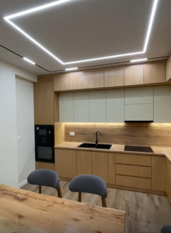 Jepet me qira super apartament 2+1+2WC te Liqeni i Thatë!
