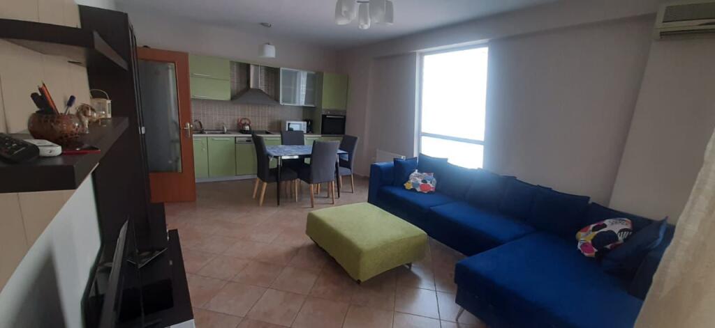 2+1 apartment for rent at Komuna e Parisit Kika 1