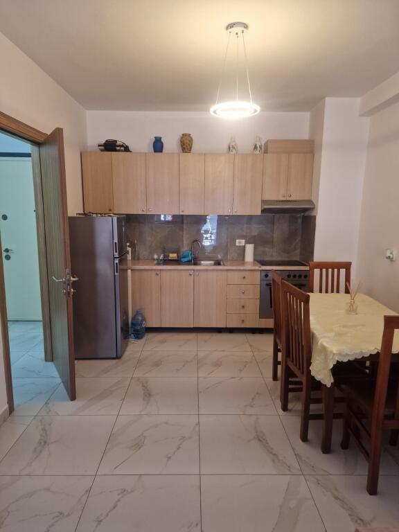 Apartament 1+1 për qira, Tirana Golden park