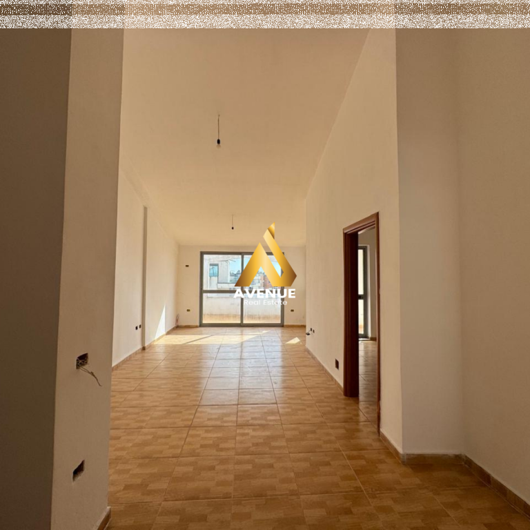 SHITET APARTAMENT 3+1+2+ VERANDE NE FRESK, TIRANE