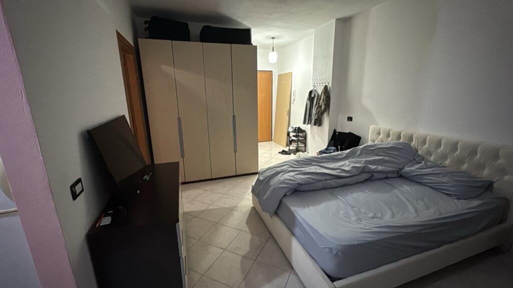 For rent entrance in Astir