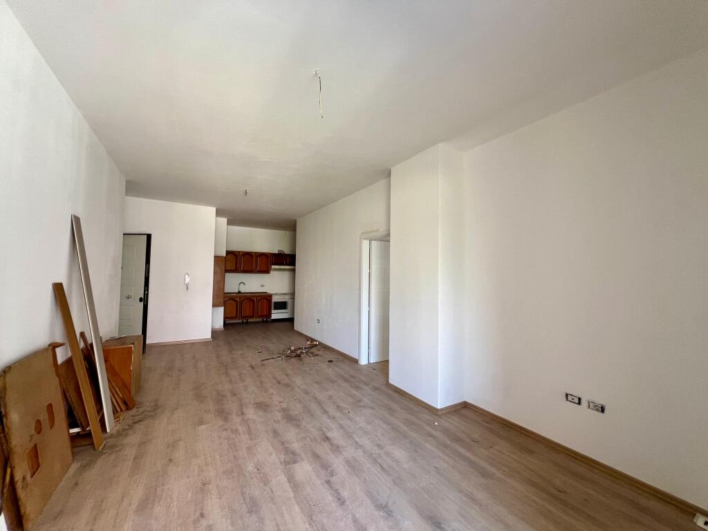 For sale, Apartment 2+1+balcony, "Ish Fusha e Aviacionit" Tirana.
