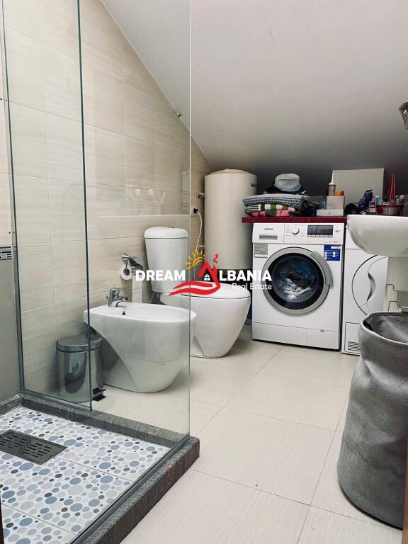 Vila Triplex me qera prane Pallatit te Brigadave (ID 4251397)