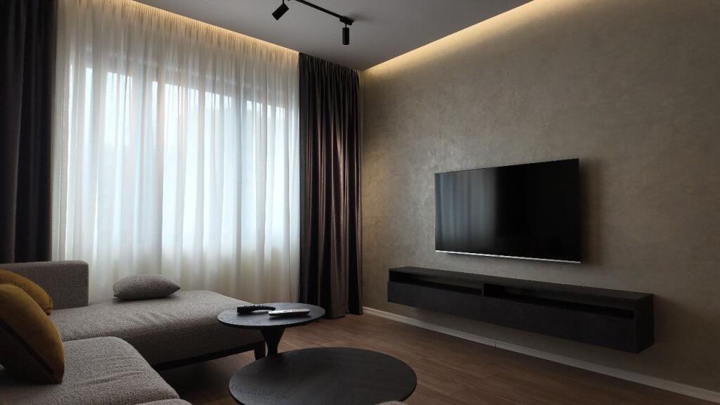 2+1 Apartment for Rent at Pazari i Ri