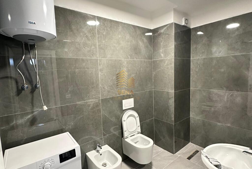 Qira, Apartament 2+1+blk, Astir