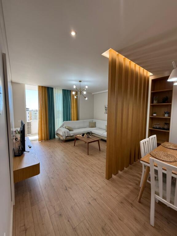 Modern 2+1+2 Apartment with Parking Option