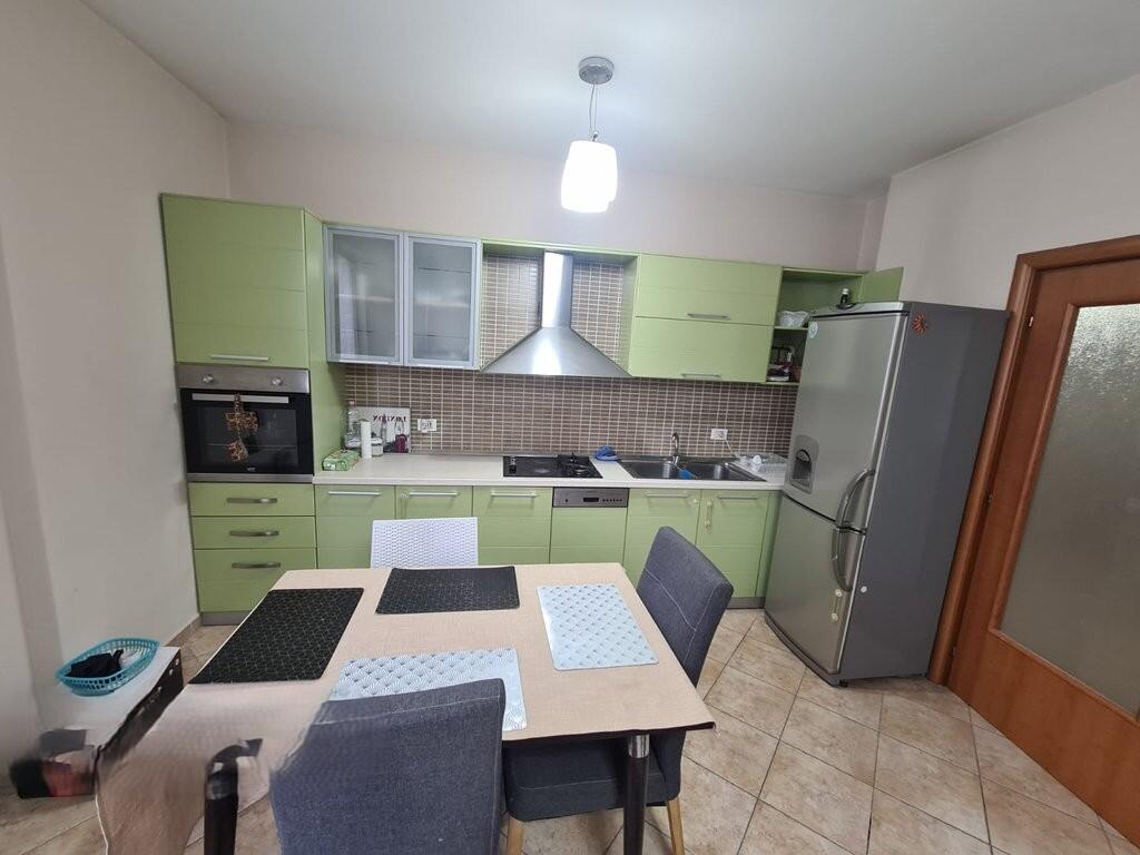 APARTAMENT 2+1+2 TEK KOMUNA E PARISIT!