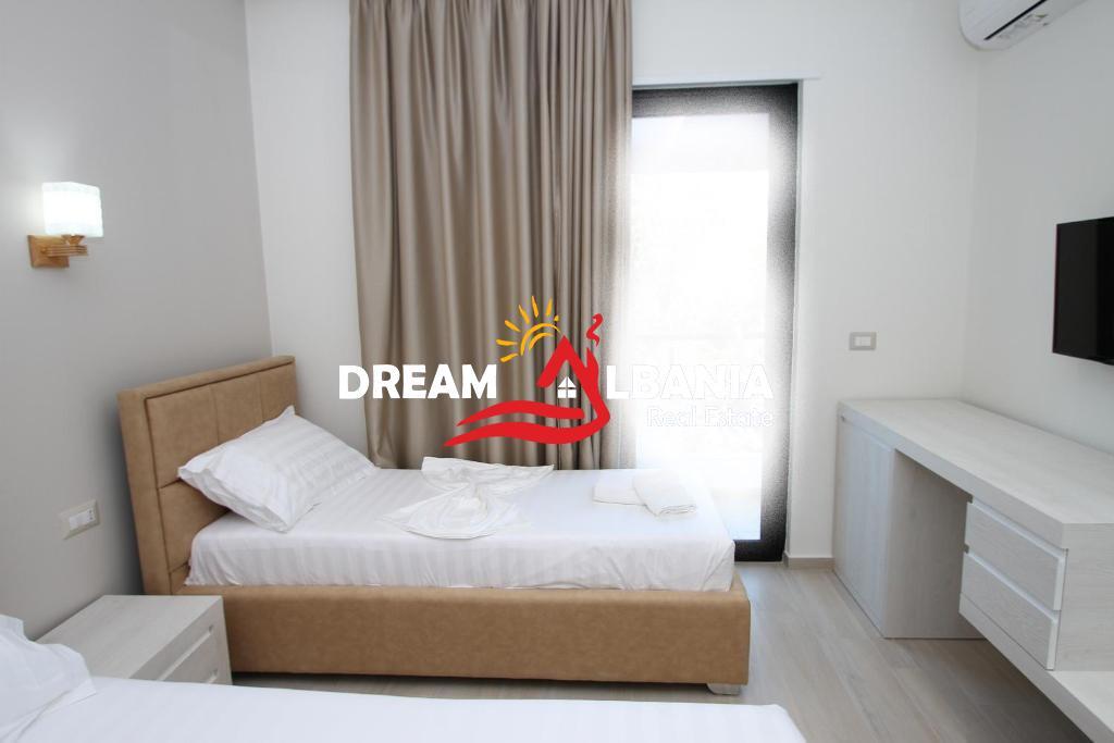 Hotel ne Shitje ne Rradhime Buze Detit (ID 4151095)