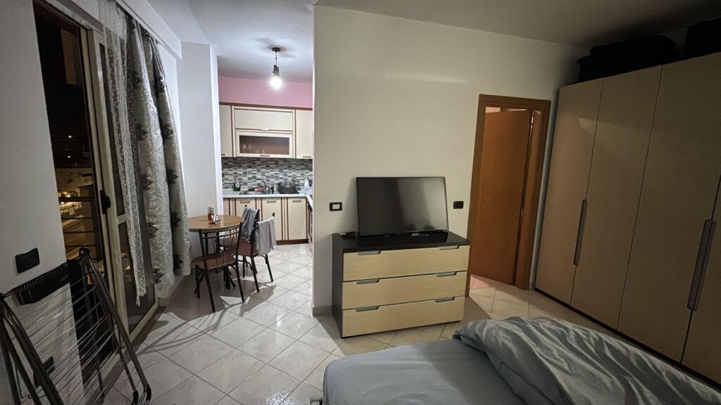 For rent entrance in Astir
