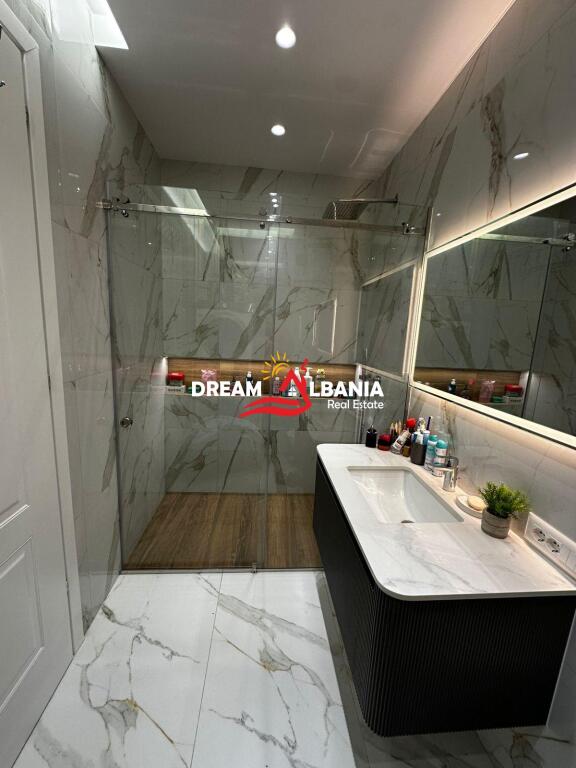 Luxury apartment 2+1+Parking for sale in the Xhamllik area (ID 41211900)