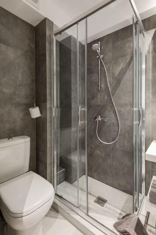 Apartment for Sale 2+1 at Pazari i Ri (ID B120689) Tirana.