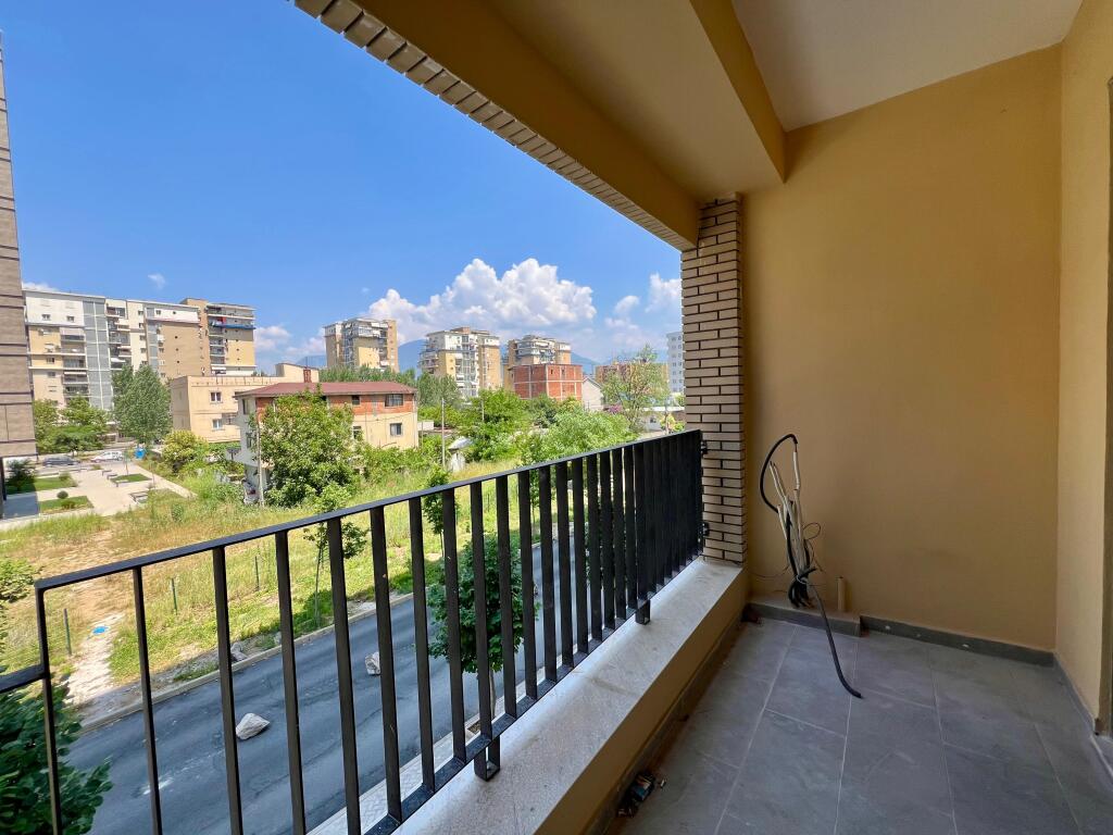 For sale, Apartment 2+1+balcony, "Ish Fusha e Aviacionit" Tirana.