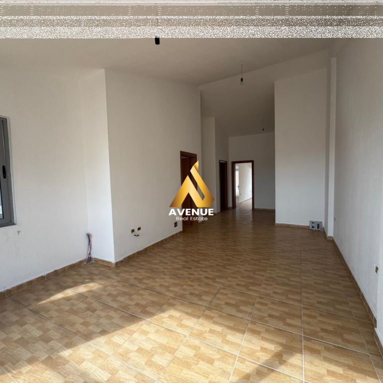 SHITET APARTAMENT 3+1+2+ VERANDE NE FRESK, TIRANE