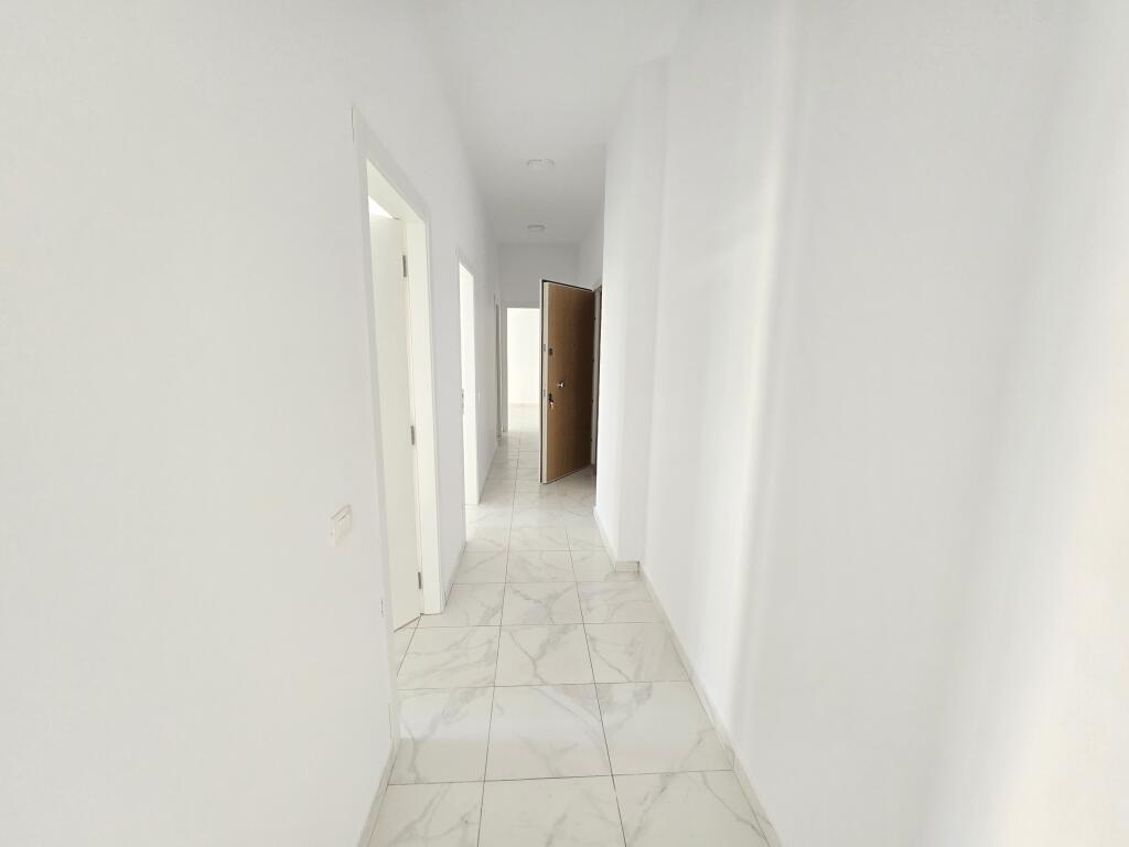 Office space for rent near Square 21!