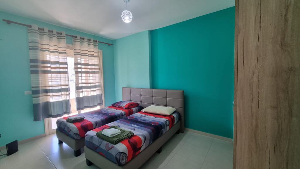 Very large apartment in Lungomare