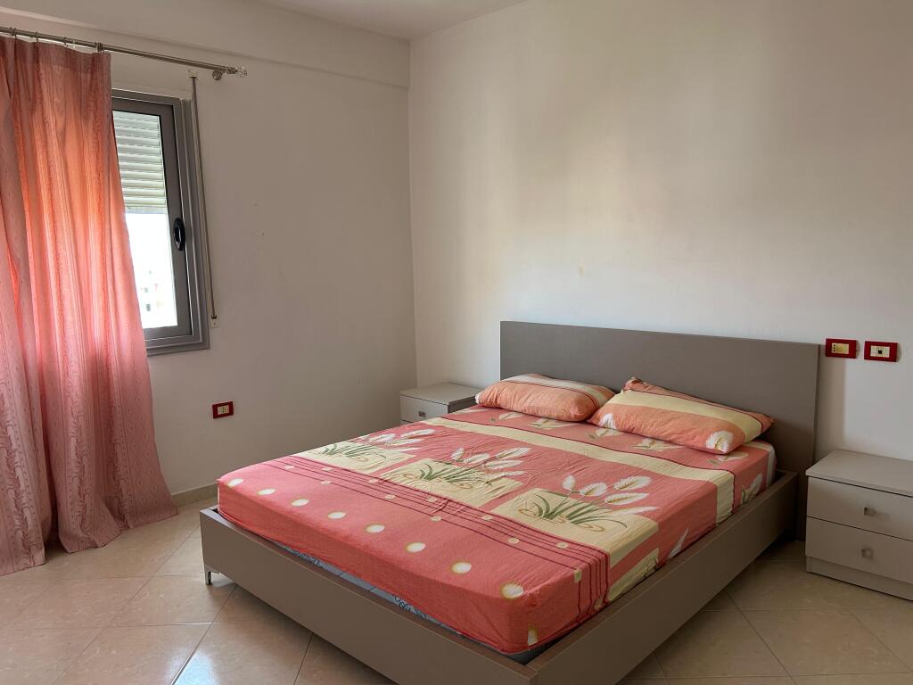 Comfortable apartment in the city center 500 m from Lungomare