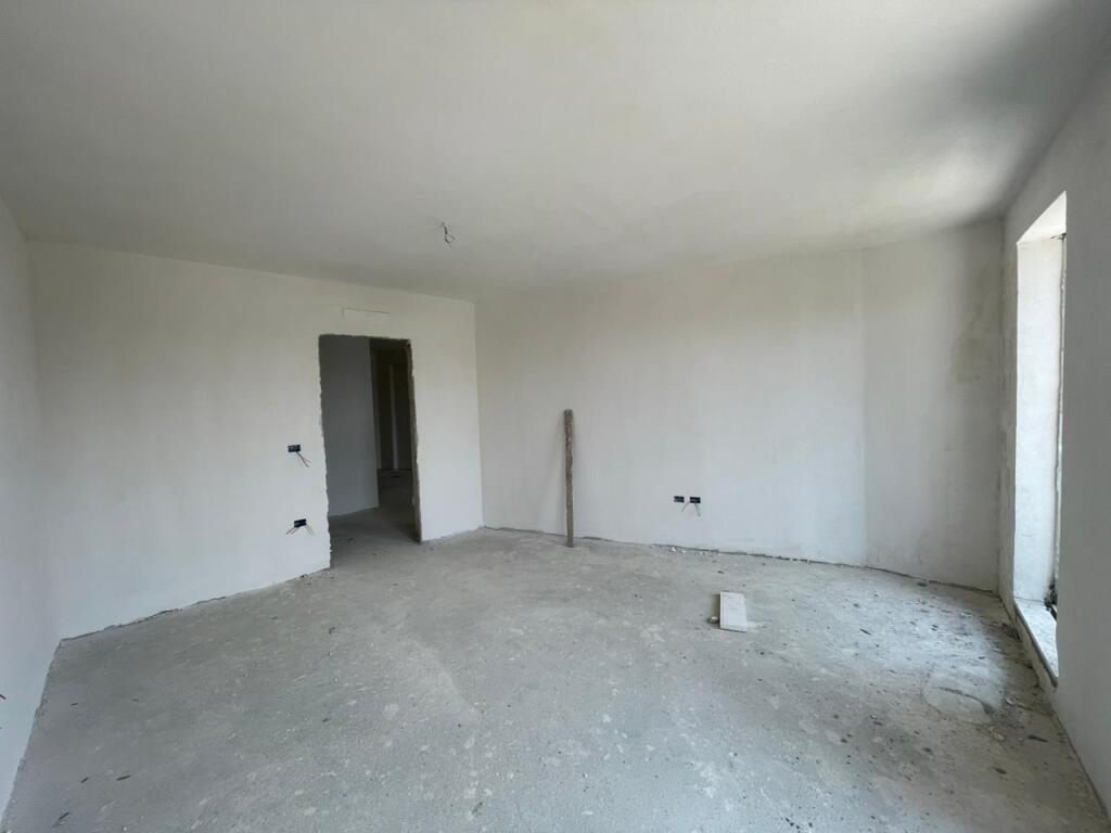 Tirana, apartment for sale 1+1+1 balcony Floor 6, 83 m² (aviation field (turdiu))