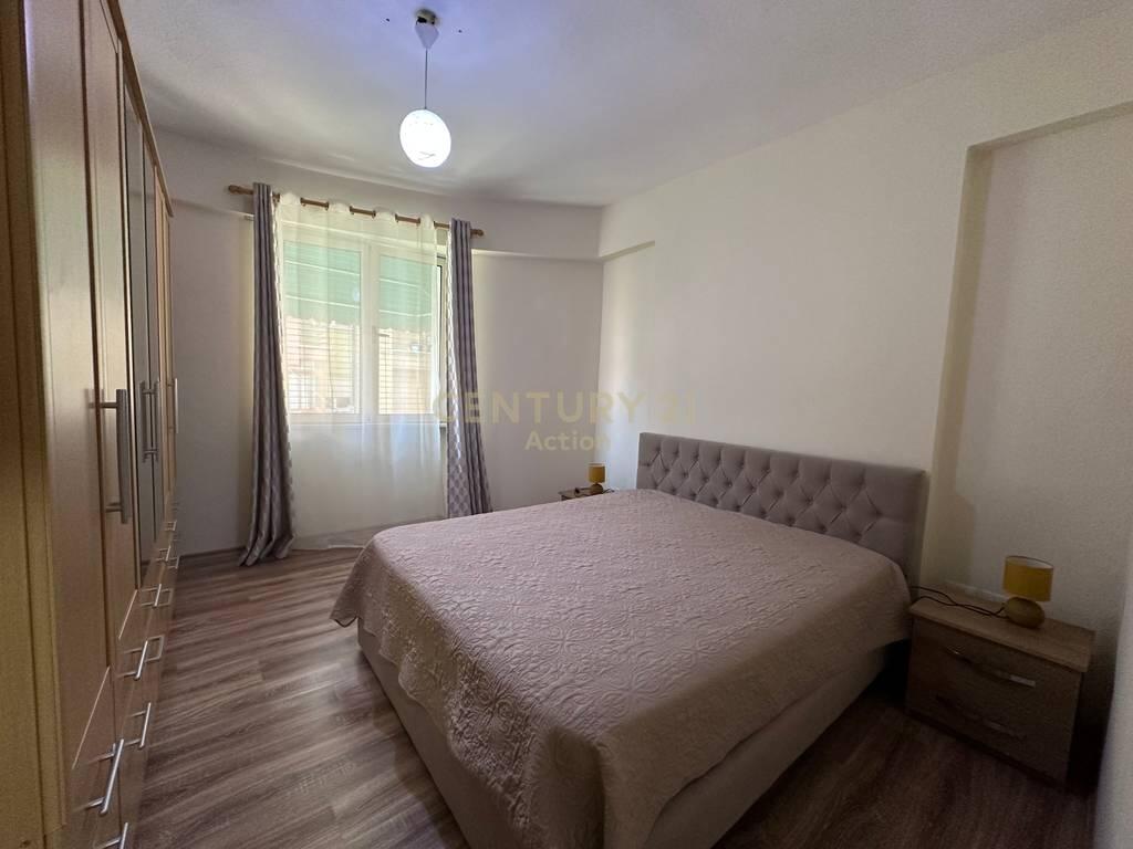 1+1 for rent near the train station.