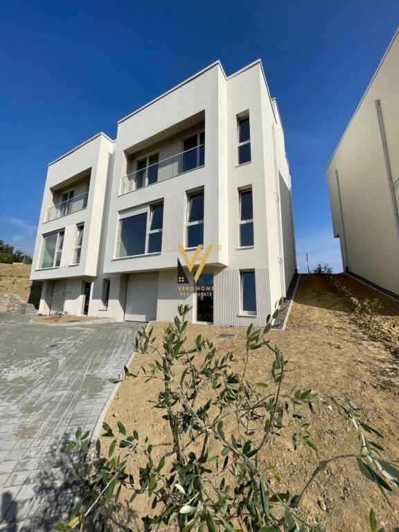 FOR RENT 3-STOREY VILLA AT ABA RESIDENCE, FARKE