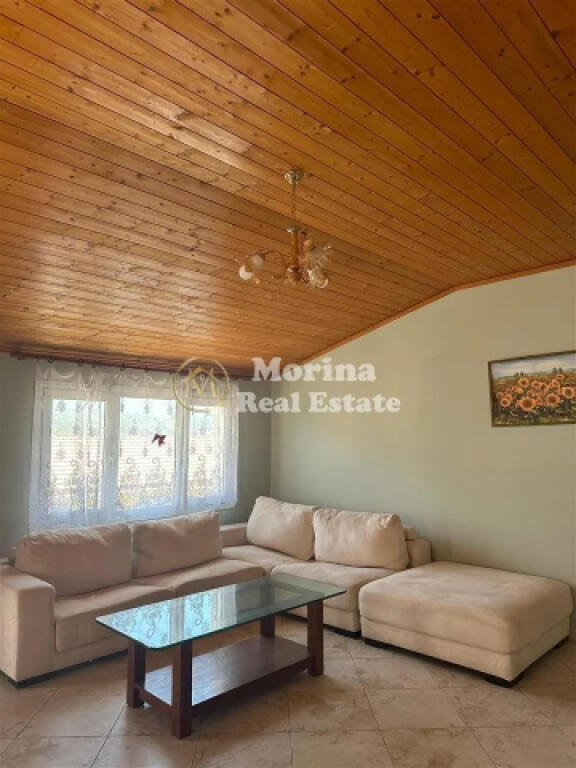 Qera, Hyrje Private 1+1, Kodra Priftit