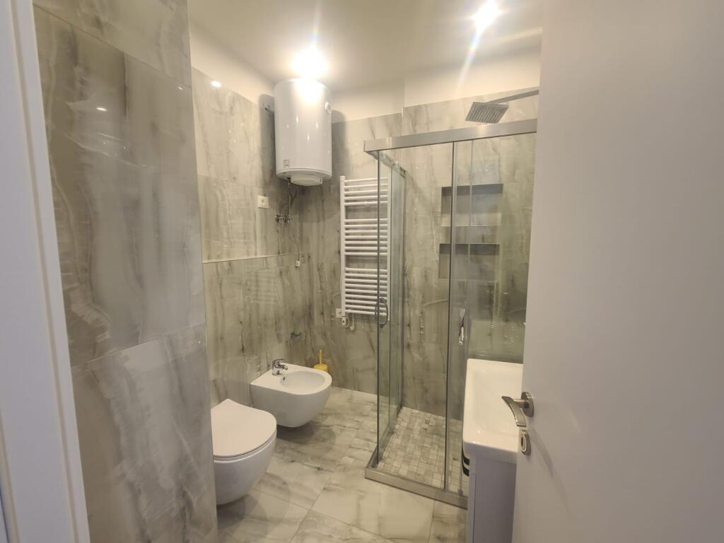 For Rent Apartment 3+1+2 + Parking Space, near Shkolla e Kuqe.