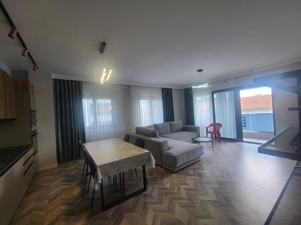 For Rent Apartment 3+1+2 + Parking Space, near Shkolla e Kuqe.