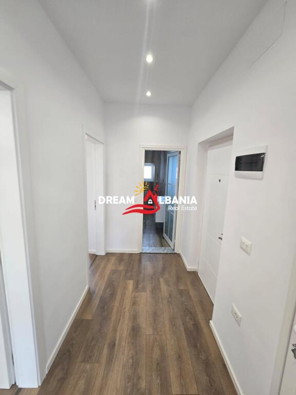 2+1+2 WC apartment for sale in Myslym Shyr, near Pjeter Budi School in Tirana (ID 4129523)