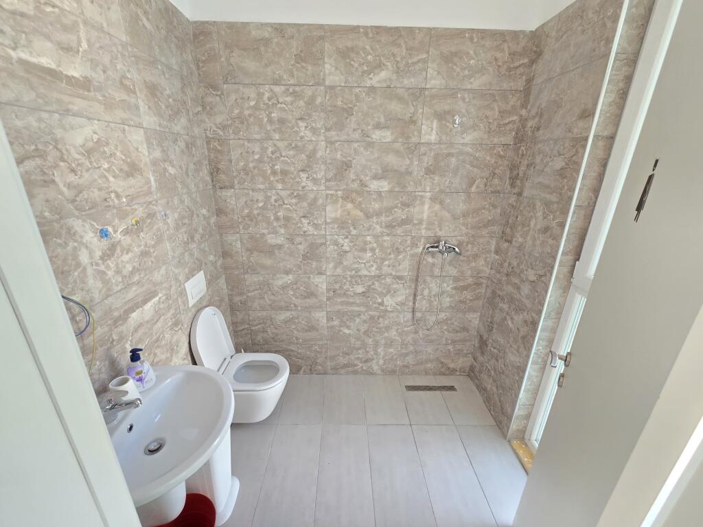 Office space for rent near Square 21!