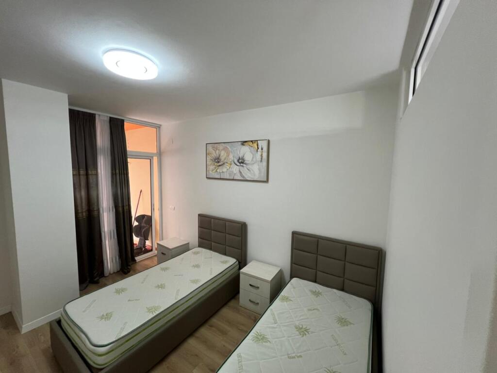 For sale 2+1+2 type apartment Astir Fratari Complex