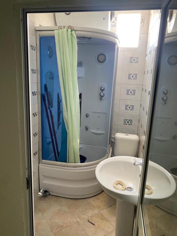 Apartment for rent in Yrshek opposite QTU
