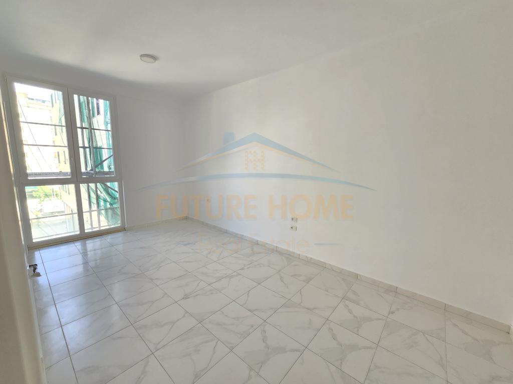 Rent, Apartment 2+1+2 (For Office or Residence), Kavaja Street, Behind SQ21, Tirana