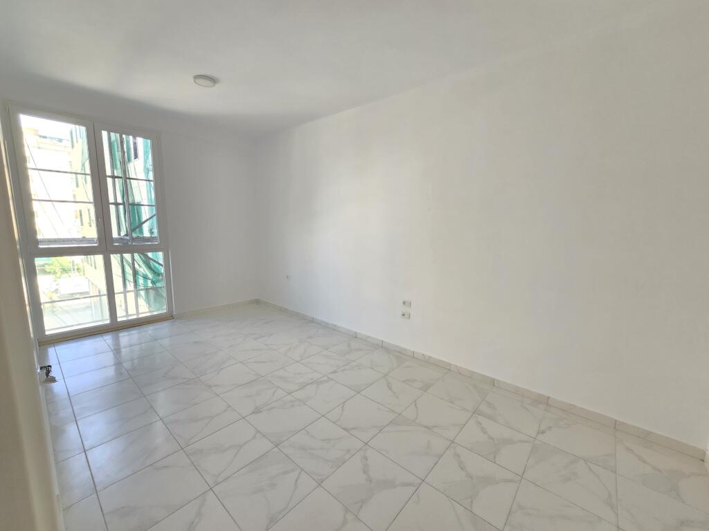 Office space for rent near Square 21!