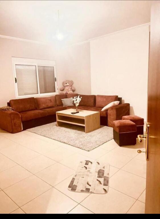 2+1 apartment in Astir for rent
