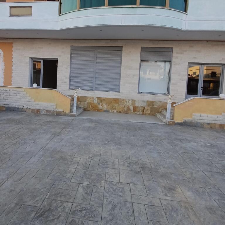 A shop is for rent in a strategic position